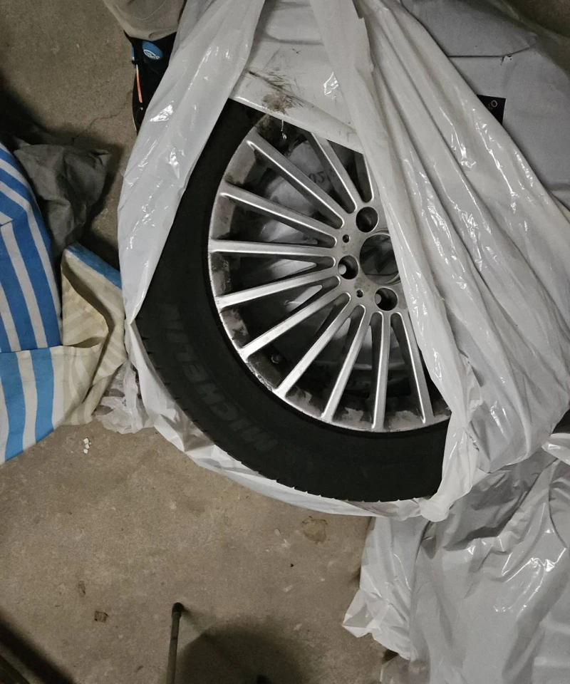 Mercedes-Benz GLA 220 4matic, снимка 9 - Автомобили и джипове - 53174915