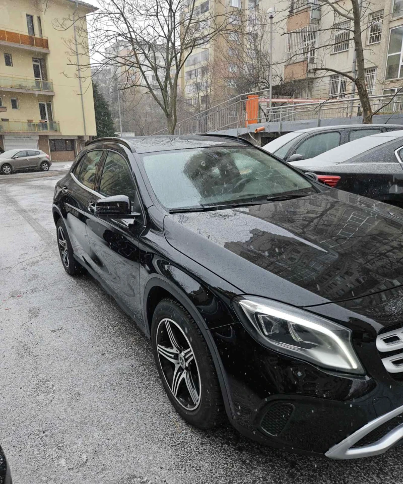 Mercedes-Benz GLA 220 4matic, снимка 10 - Автомобили и джипове - 53174915