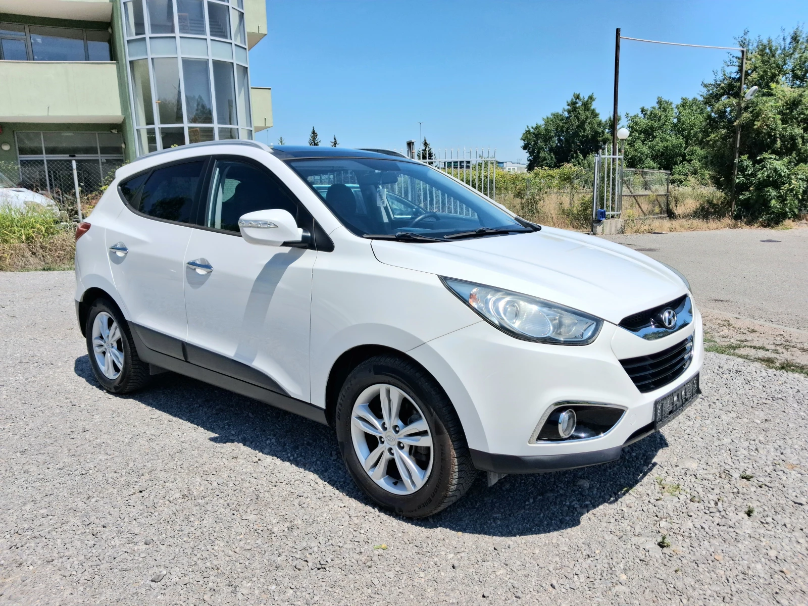 Hyundai IX35 1.7-116�.� ;���� ;���������;�������� | Mobile.bg � ����������� 3