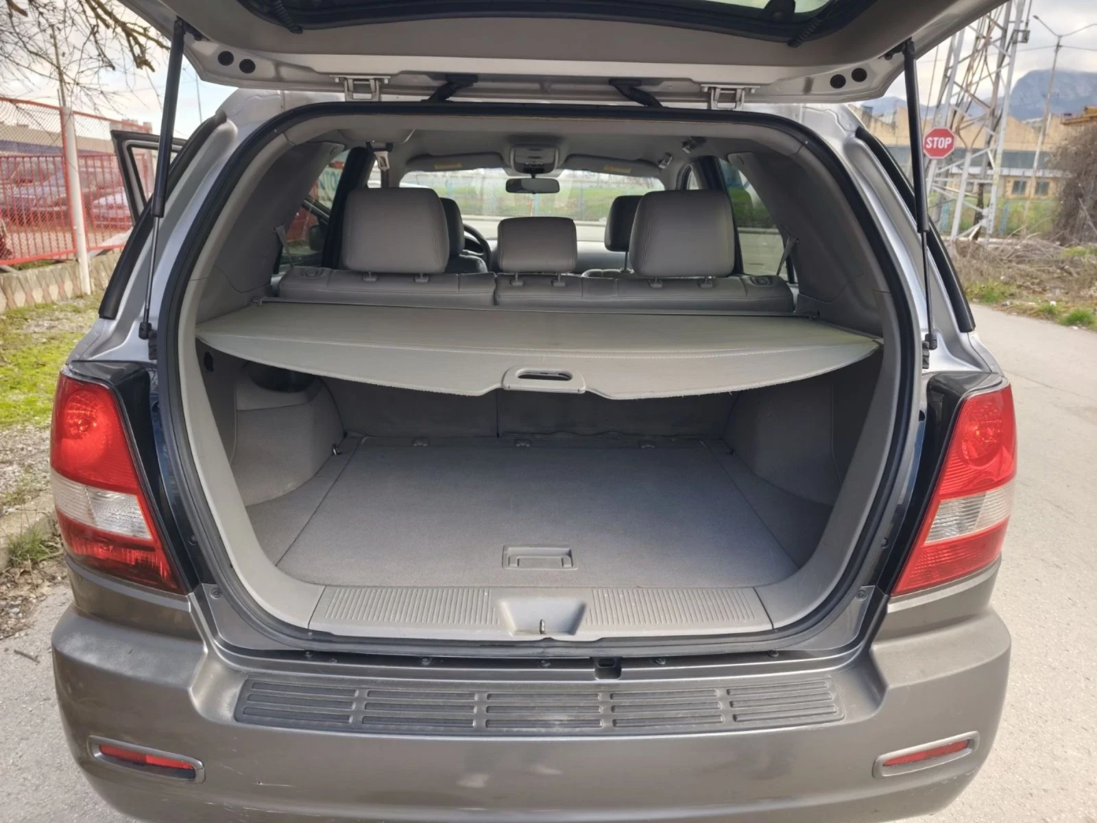 Kia Sorento 2.5CRDI ИТАЛИЯ ТОП СЪСТОЯНИЕ  - изображение 7