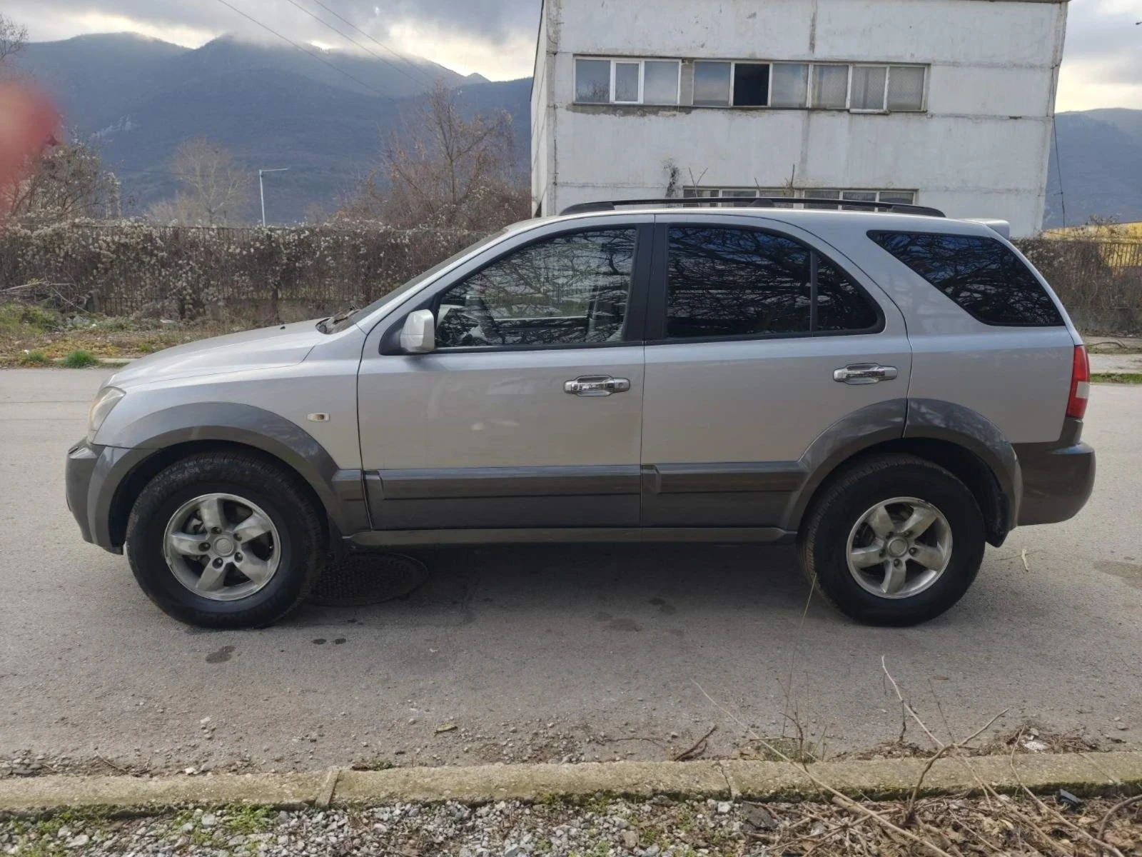 Kia Sorento 2.5CRDI ИТАЛИЯ ТОП СЪСТОЯНИЕ  - изображение 5