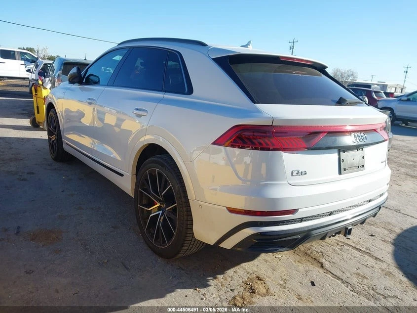 Audi Q8 PRESTIGE АВТО КРЕДИТ, снимка 7 - Автомобили и джипове - 54055550