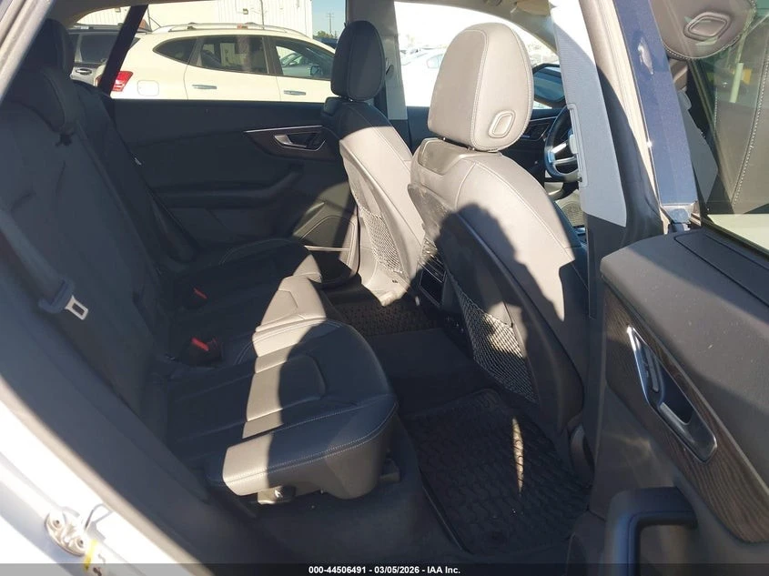 Audi Q8 PRESTIGE АВТО КРЕДИТ, снимка 14 - Автомобили и джипове - 54055550