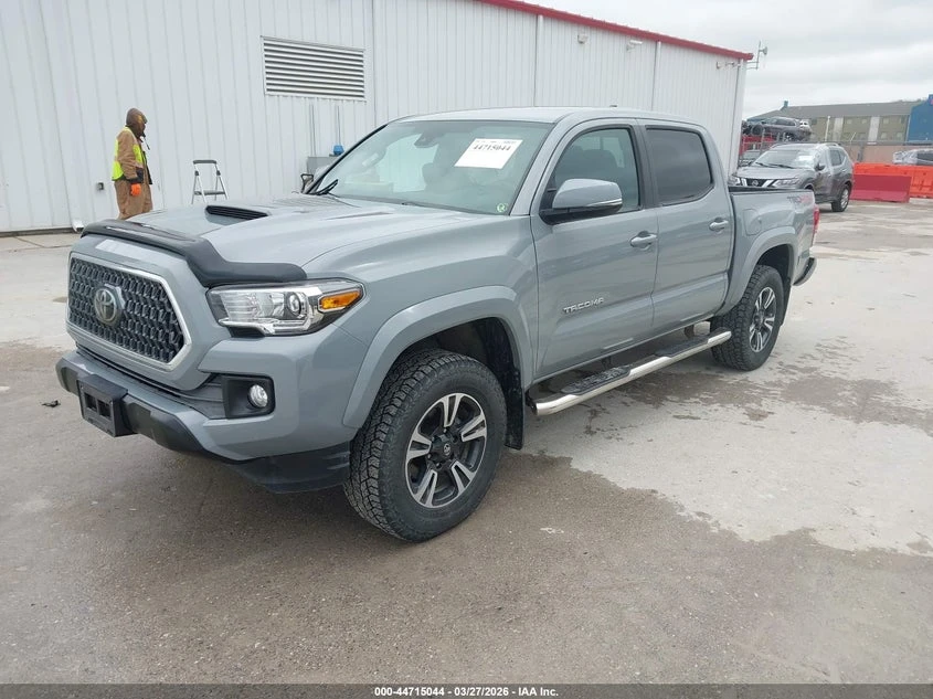 Toyota Tacoma 3.5l Trd Sport, снимка 2 - Автомобили и джипове - 54307547