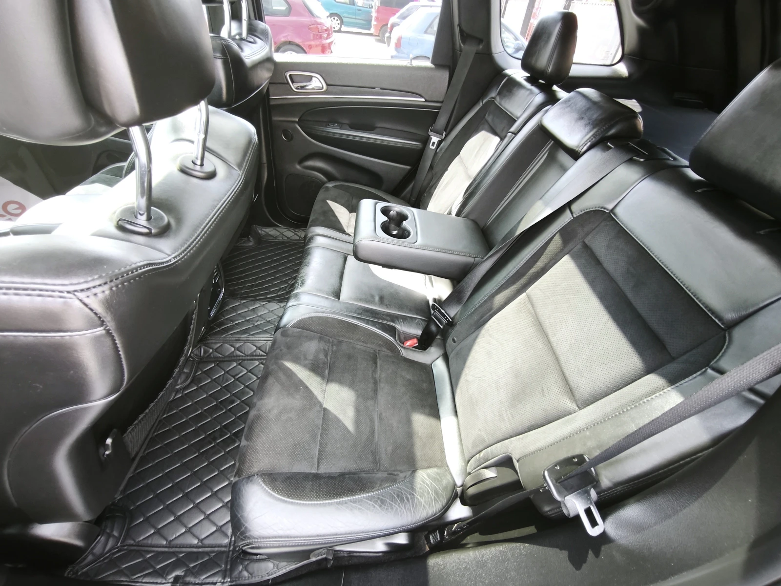 Jeep Grand cherokee 3.0D LIMITED, снимка 11 - Автомобили и джипове - 54839941