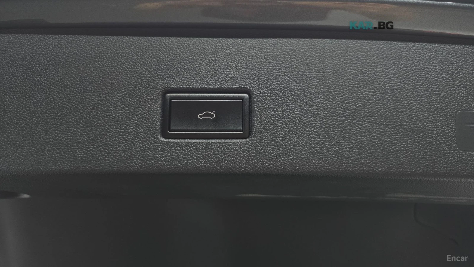 VW T-Roc * ПАНО* KEYLESS* Camera* ПОДГРЕВ* , снимка 16 - Автомобили и джипове - 55087162
