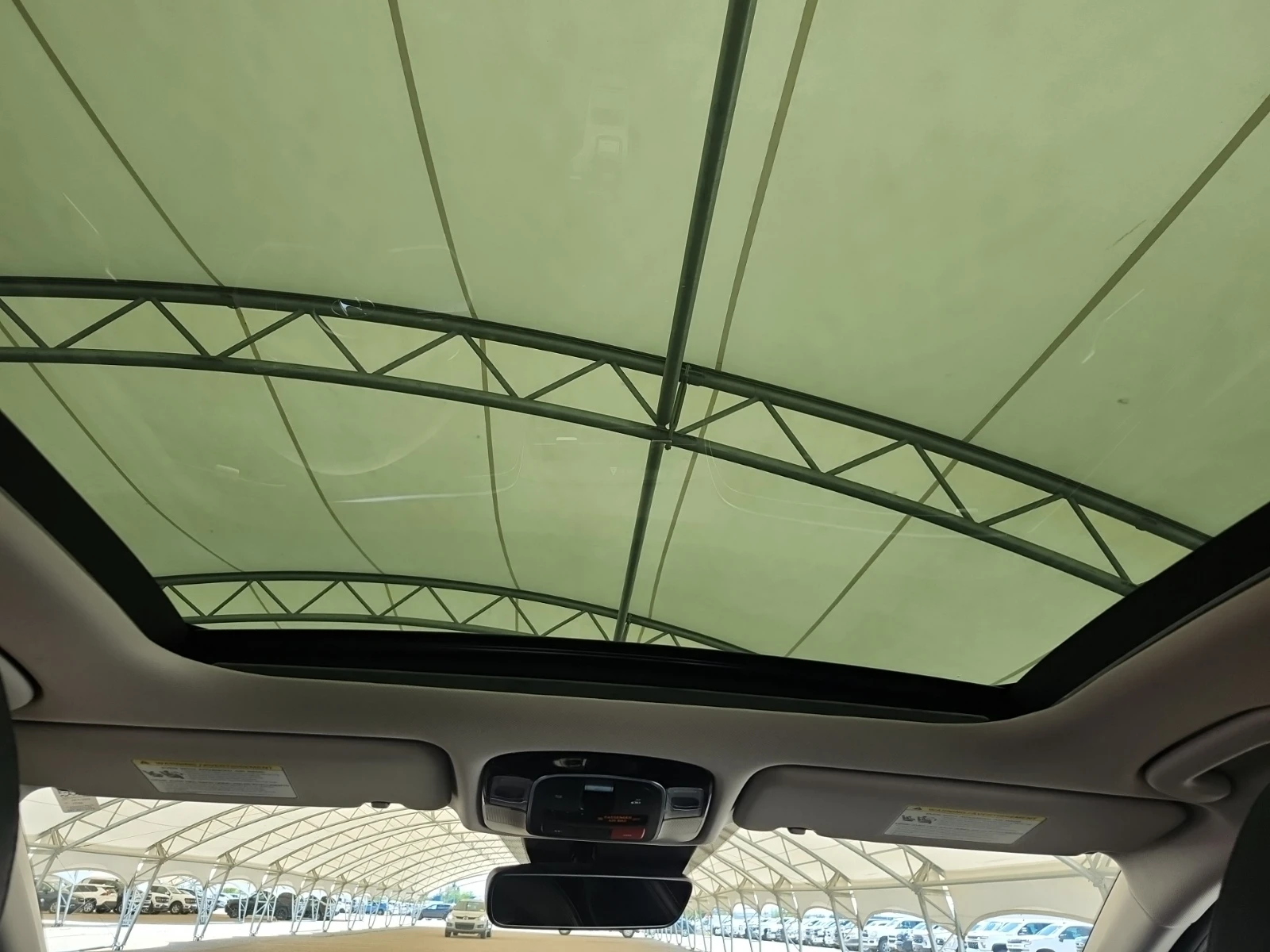 Hyundai Tucson ULTIMATE HYBRID/Blind spot/ОБДУХВАНЕ/CARFAX, снимка 14 - Автомобили и джипове - 55165521
