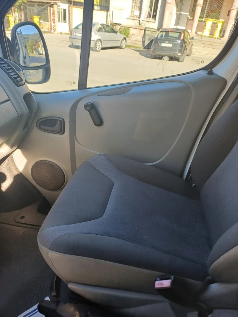 Opel Vivaro 2.0-CDT, снимка 6 - Бусове и автобуси - 47446461