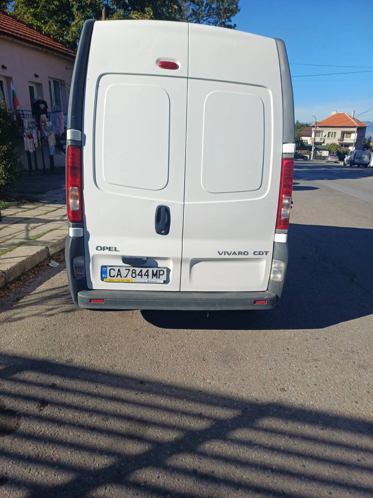 Opel Vivaro 2.0-CDT - изображение 4