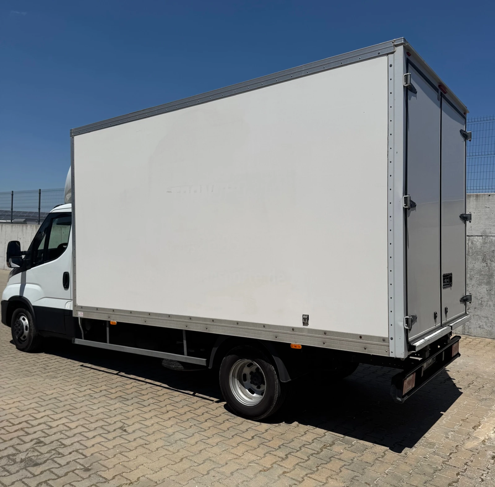 Iveco 35c15 35C16 - Фургон - изображение 4