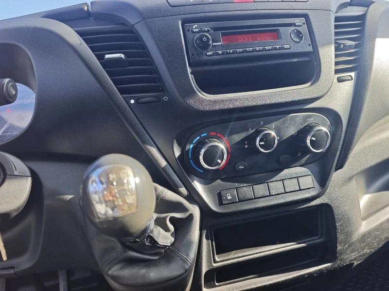 Iveco Daily 3.0/150KC, снимка 8 - Камиони - 53011165