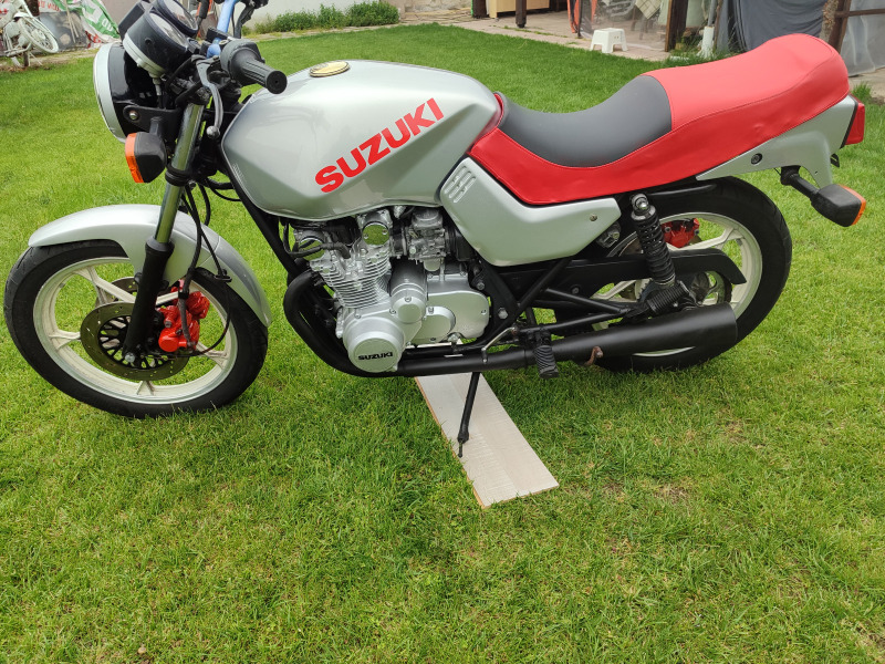 Suzuki Katana, снимка 3 - Мотоциклети и мототехника - 46465631
