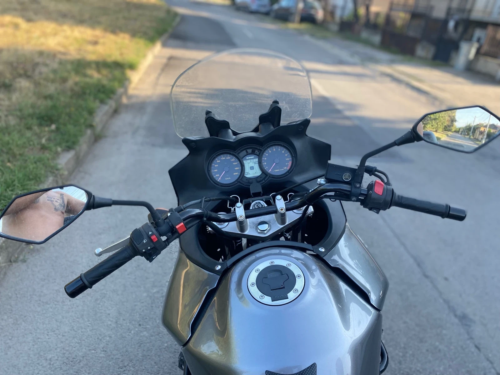 Suzuki V-strom DL 650 - изображение 4