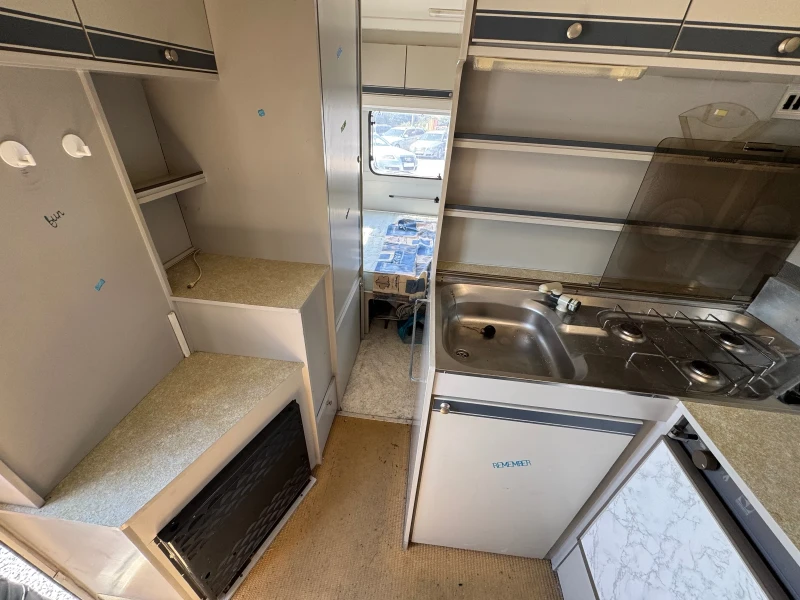 Каравана Beyerland, снимка 9 - Каравани и кемпери - 51395274