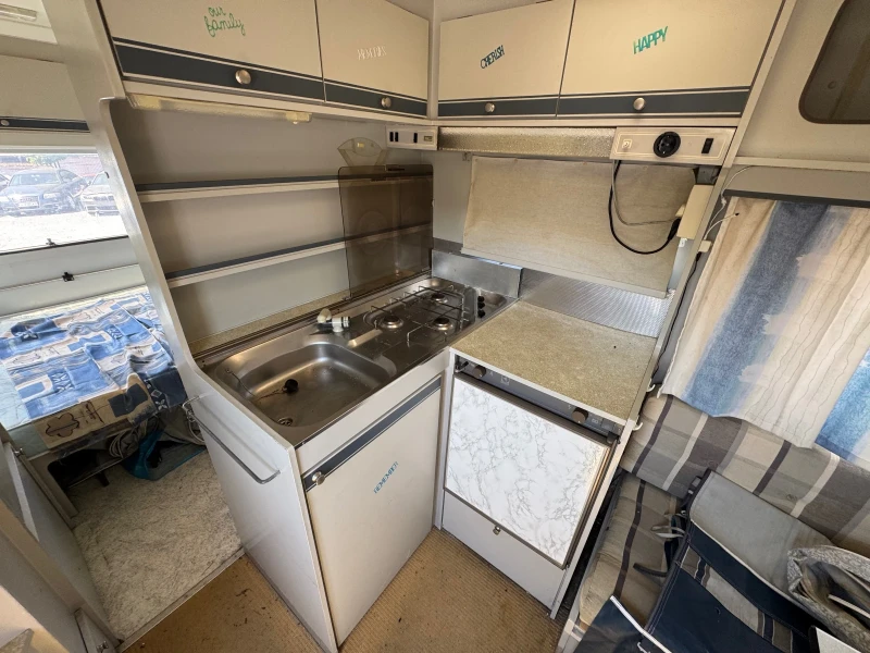 Каравана Beyerland, снимка 10 - Каравани и кемпери - 51395274