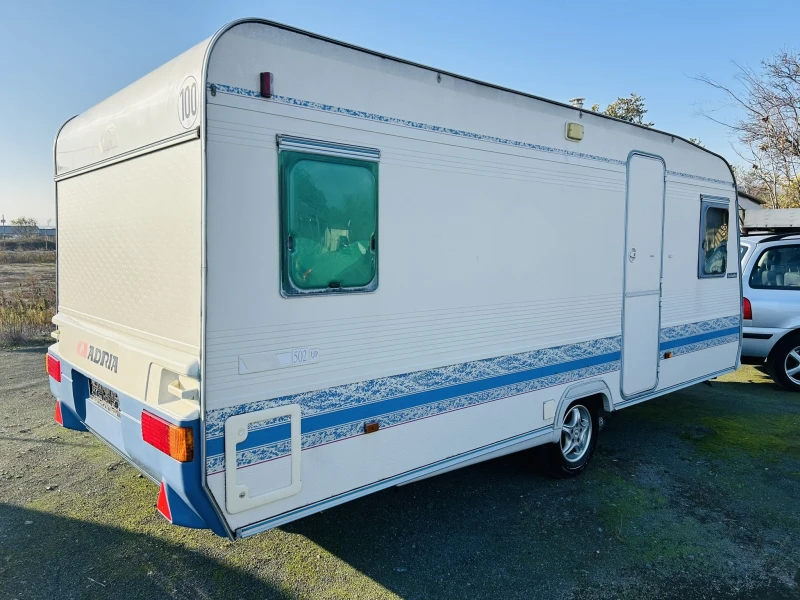Каравана Adria Uniqa502* Exclusive* Мувър* Форселт, снимка 5 - Каравани и кемпери - 52259270