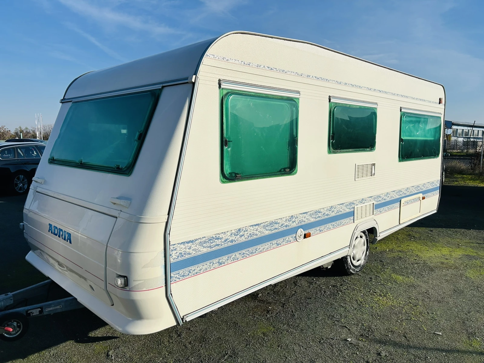  Adria Uniqa502* Exclusive* *  | Mobile.bg   1