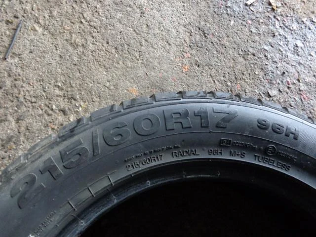 Гуми Зимни 215/60R17, снимка 12 - Гуми и джанти - 13130084