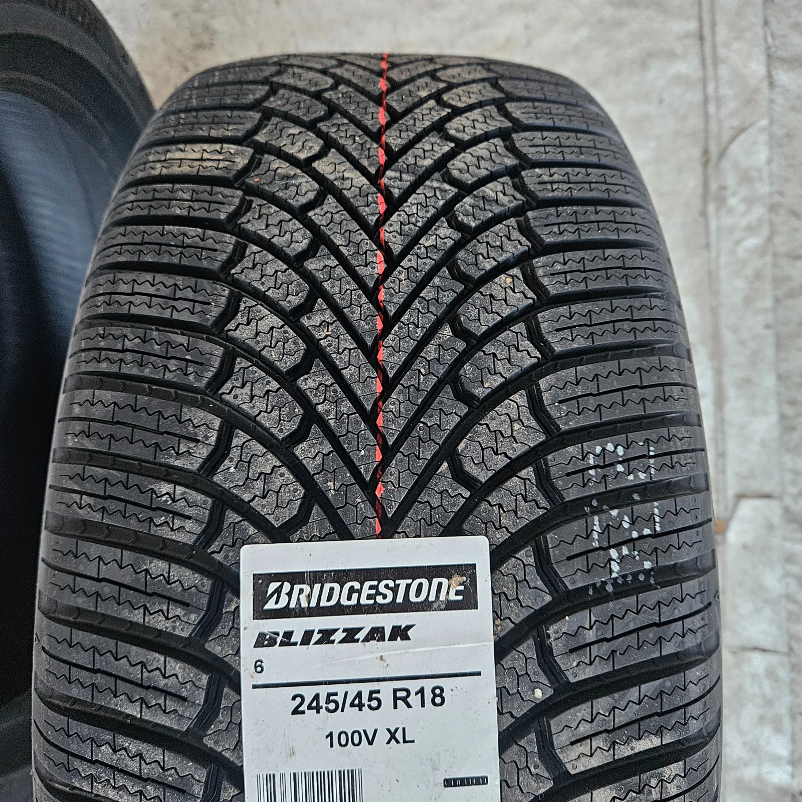 ���� 245/45R18 | Mobile.bg � ����������� 4