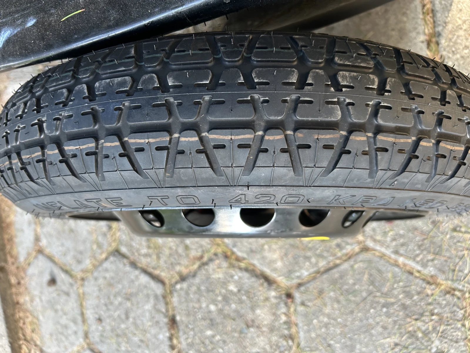 Гуми с джанти Dunlop 125/70R16, снимка 3 - Гуми и джанти - 55663160