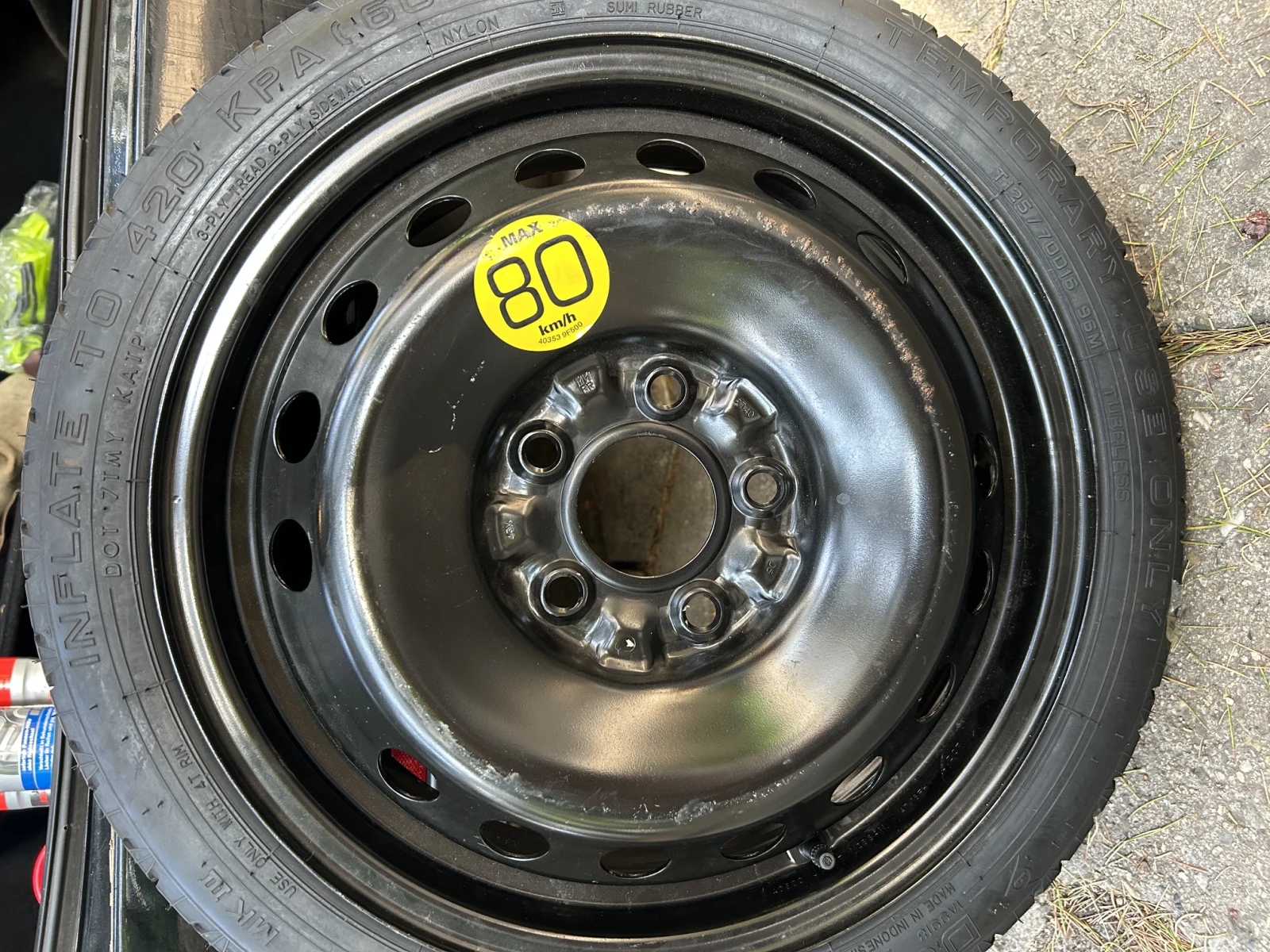 Гуми с джанти Dunlop 125/70R16