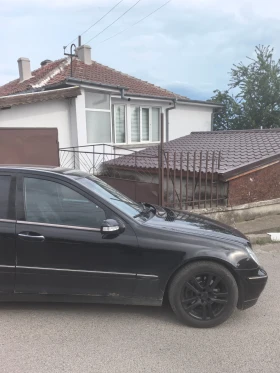 Mercedes-Benz C 270, снимка 6