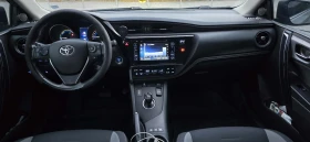 Toyota Auris, снимка 8