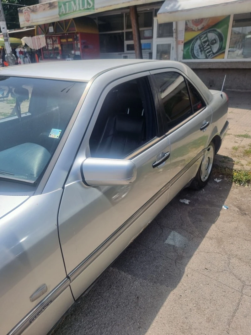 Mercedes-Benz C 250 2500, снимка 2 - Автомобили и джипове - 47219326