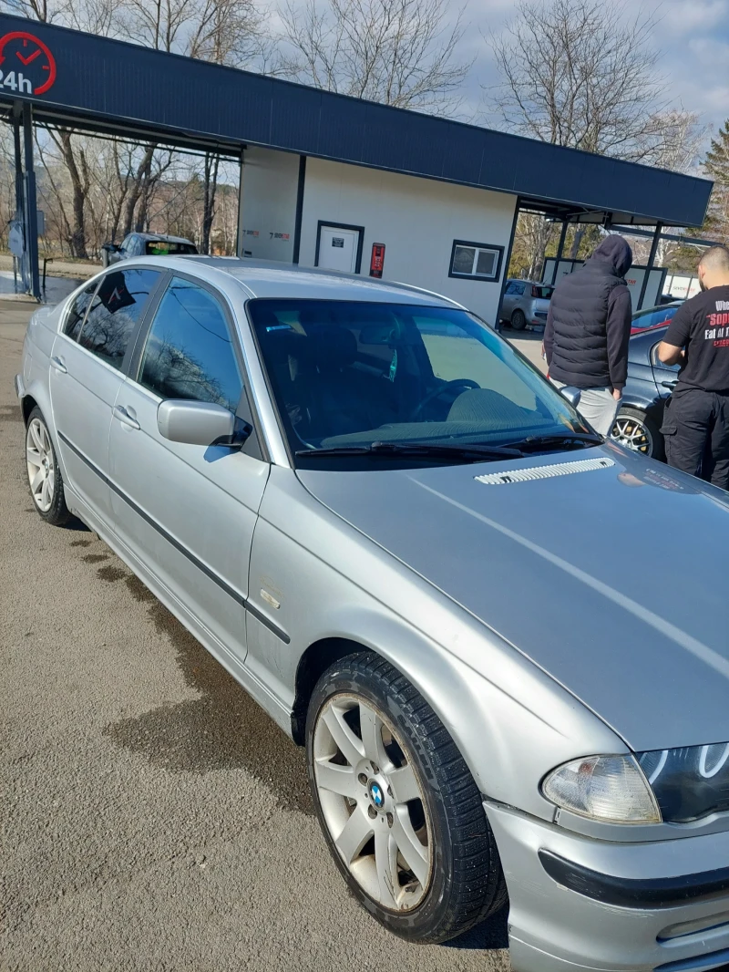 BMW 330, снимка 5 - Автомобили и джипове - 49497834