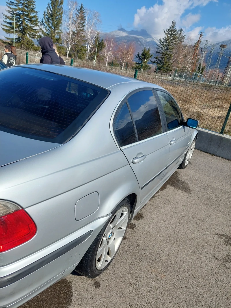 BMW 330, снимка 6 - Автомобили и джипове - 49497834