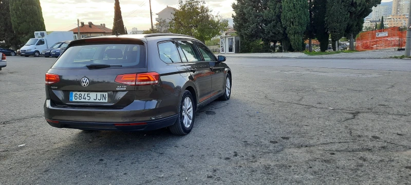 VW Passat B8/2.0 TDI 150 к.с/Euro 6/Keyless/Dynaudio/Navi, снимка 5 - Автомобили и джипове - 52437877