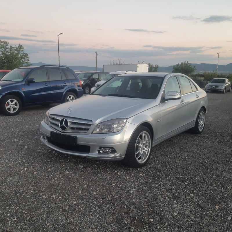 Mercedes-Benz C 220 Avantgarde, снимка 2 - Автомобили и джипове - 51728955
