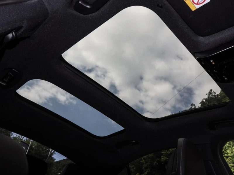 Mercedes-Benz E 450 d* AMG* 4M* DISTR* PANO* 360 CAM* , снимка 11 - Автомобили и джипове - 51758995