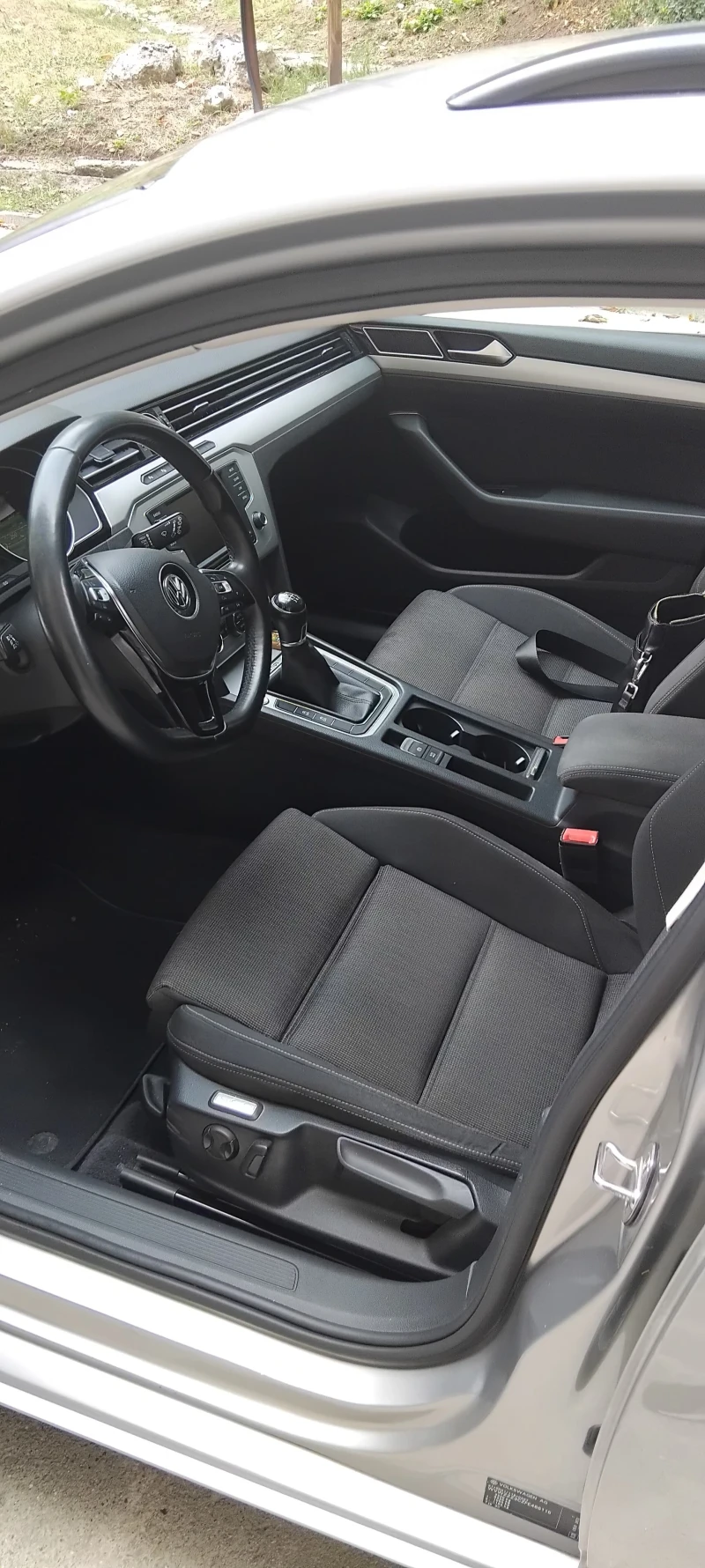 VW Passat 4MOTION 100% Реални 183000км, снимка 8 - Автомобили и джипове - 52352248