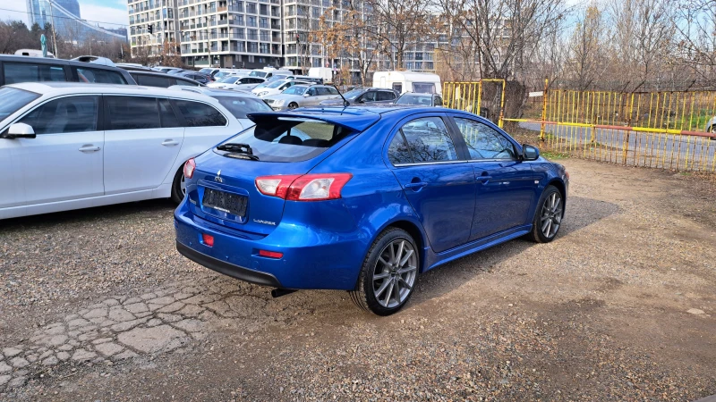 Mitsubishi Lancer 1.8 BENZIN 140кс., снимка 4 - Автомобили и джипове - 52834553