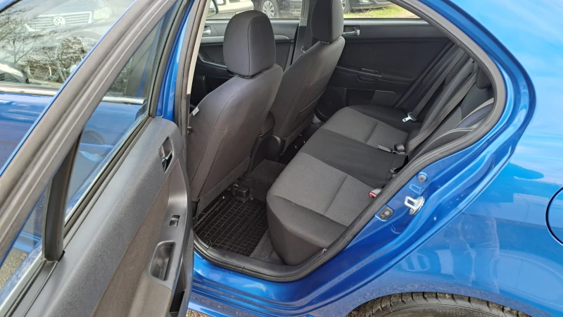 Mitsubishi Lancer 1.8 BENZIN 140кс., снимка 9 - Автомобили и джипове - 52834553