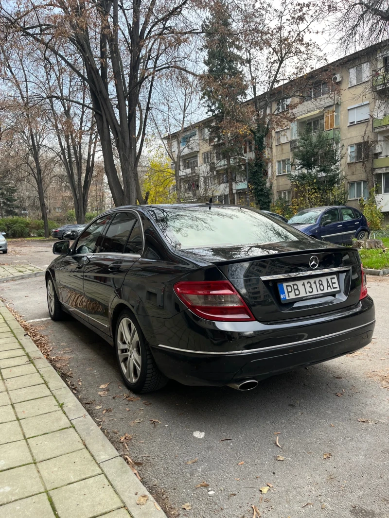 Mercedes-Benz C 220, снимка 3 - Автомобили и джипове - 52906345
