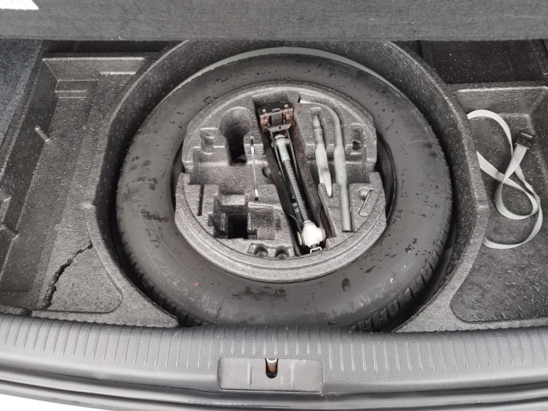 VW Golf 1.9TDI 105кс., снимка 15 - Автомобили и джипове - 52908508