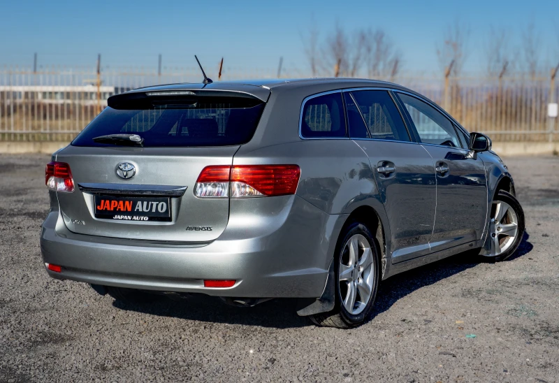 Toyota Avensis 1.8 бензин | АЛ КАНАТАРА | С ГАРАНЦИЯ!, снимка 4 - Автомобили и джипове - 52935674