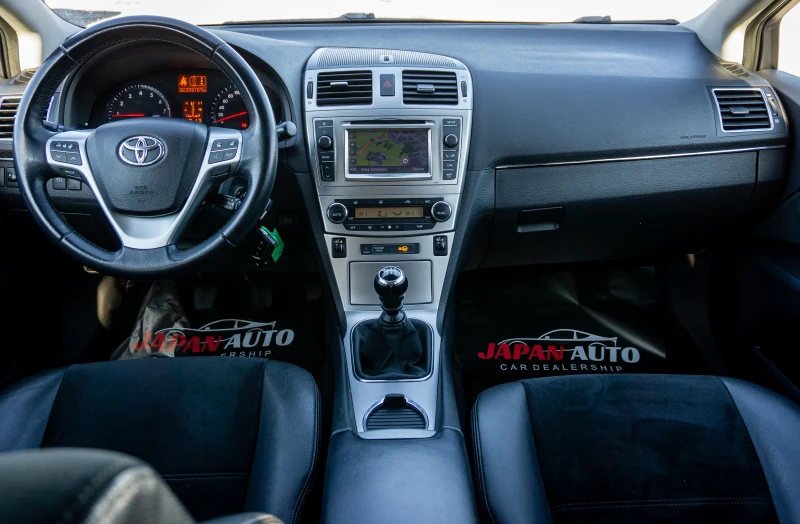 Toyota Avensis 1.8 бензин | АЛ КАНАТАРА | С ГАРАНЦИЯ!, снимка 8 - Автомобили и джипове - 52935674