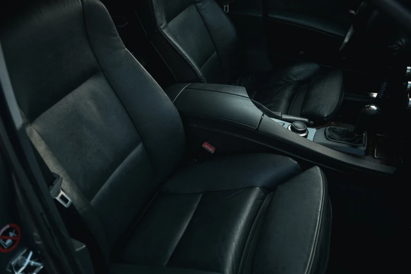 BMW 525, снимка 10 - Автомобили и джипове - 53045268