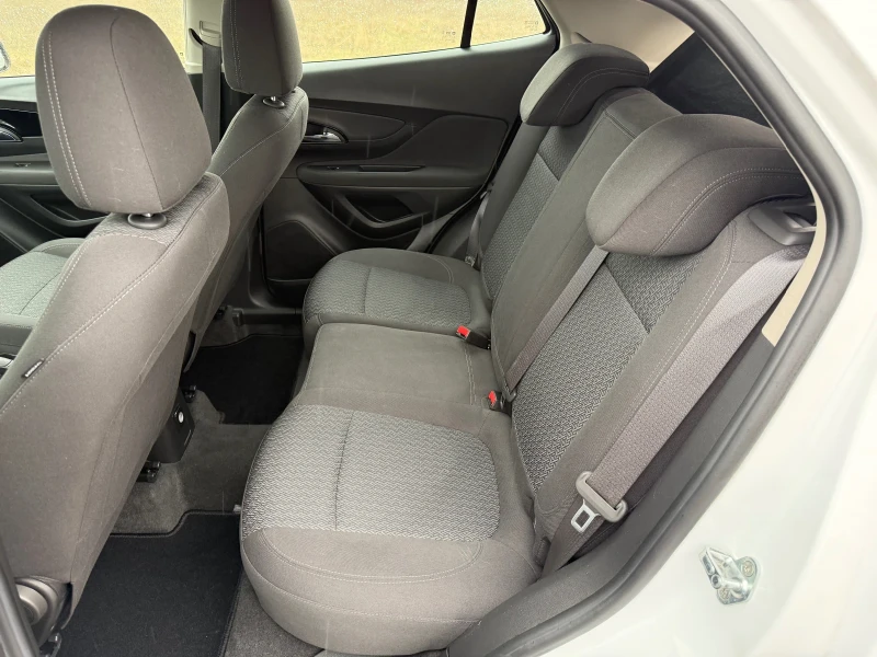 Opel Mokka X 1.6i ACTIV / NAVIGATION / PARKTRONIC / AVTOPILOT, снимка 13 - Автомобили и джипове - 53230140