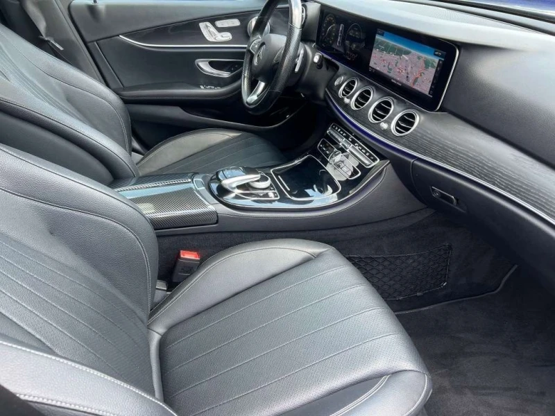 Mercedes-Benz E 300 * CARFAX * ЦЕНА ДО БГ, снимка 13 - Автомобили и джипове - 53444642