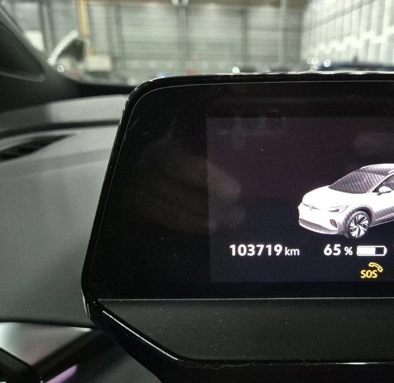 VW ID.4 1stPro/82kw/Pano/360/Memory/HeadUp/103km, снимка 7 - Автомобили и джипове - 53818722