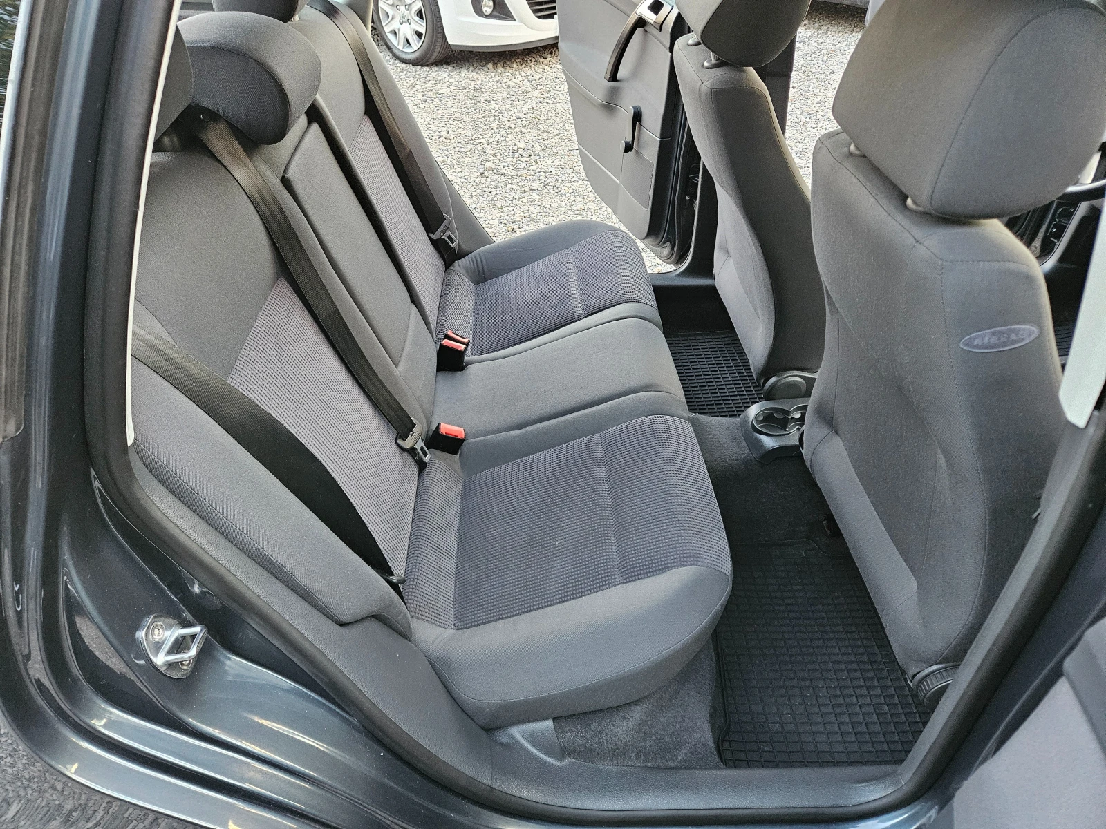 VW Polo 1.4  101  | Mobile.bg   11