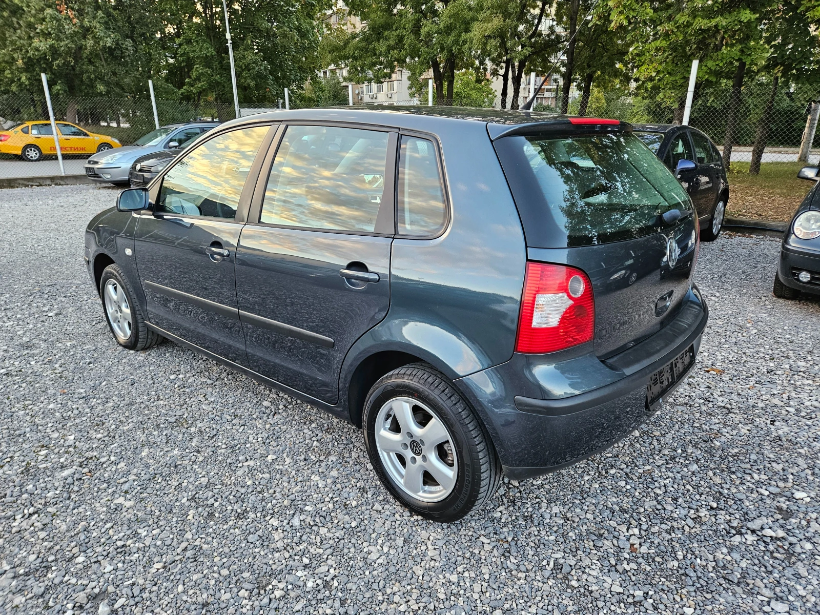 VW Polo 1.4 бензин 101кс климатроник - изображение 5