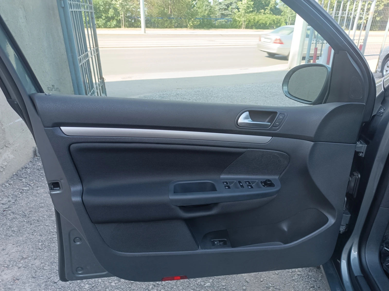 VW Golf 2.0TDI 140Kc 6ck Highline | Mobile.bg   14