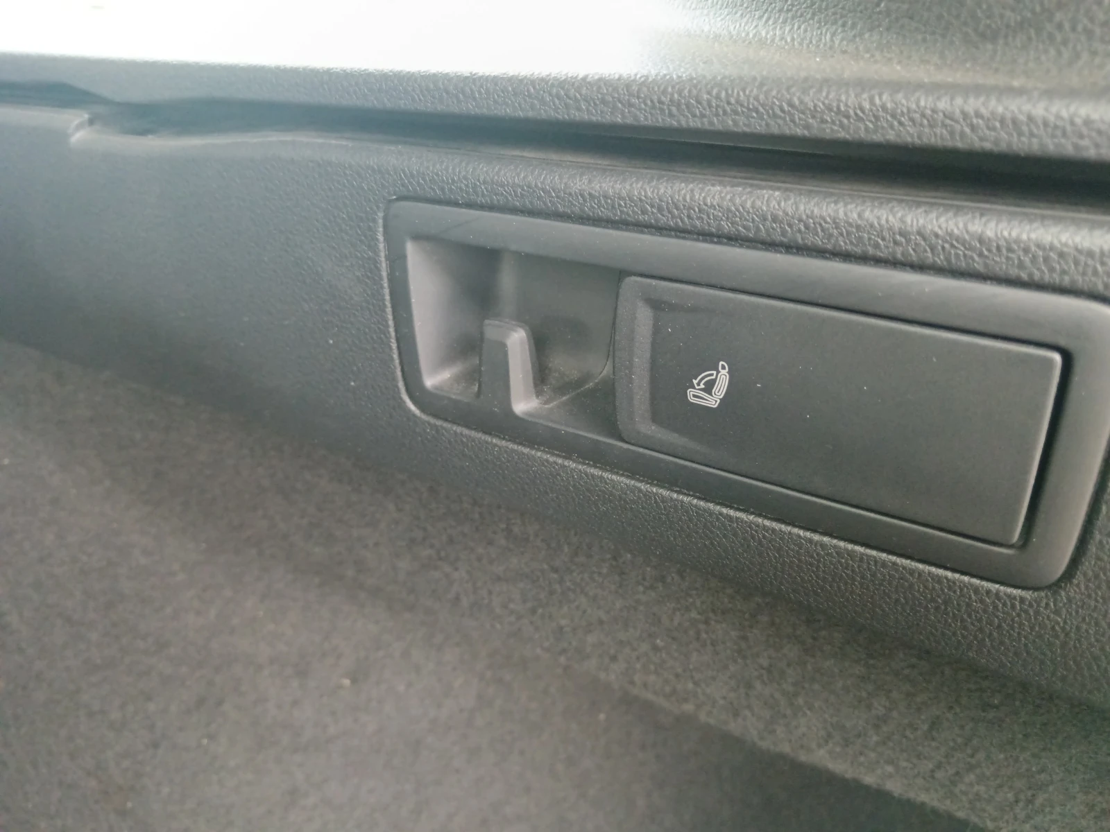 VW Passat B8/2.0 TDI 150 ./Euro6/Keyless/Dynaudio/Navi | Mobile.bg   14