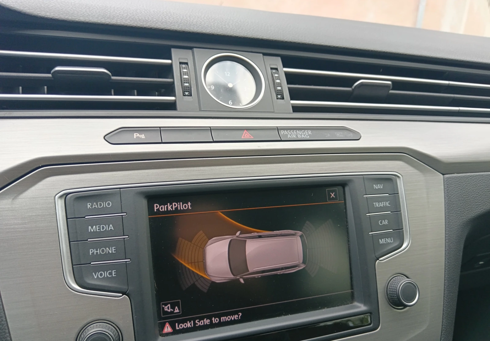 VW Passat B8/2.0 TDI 150 ./Euro6/Keyless/Dynaudio/Navi | Mobile.bg   11