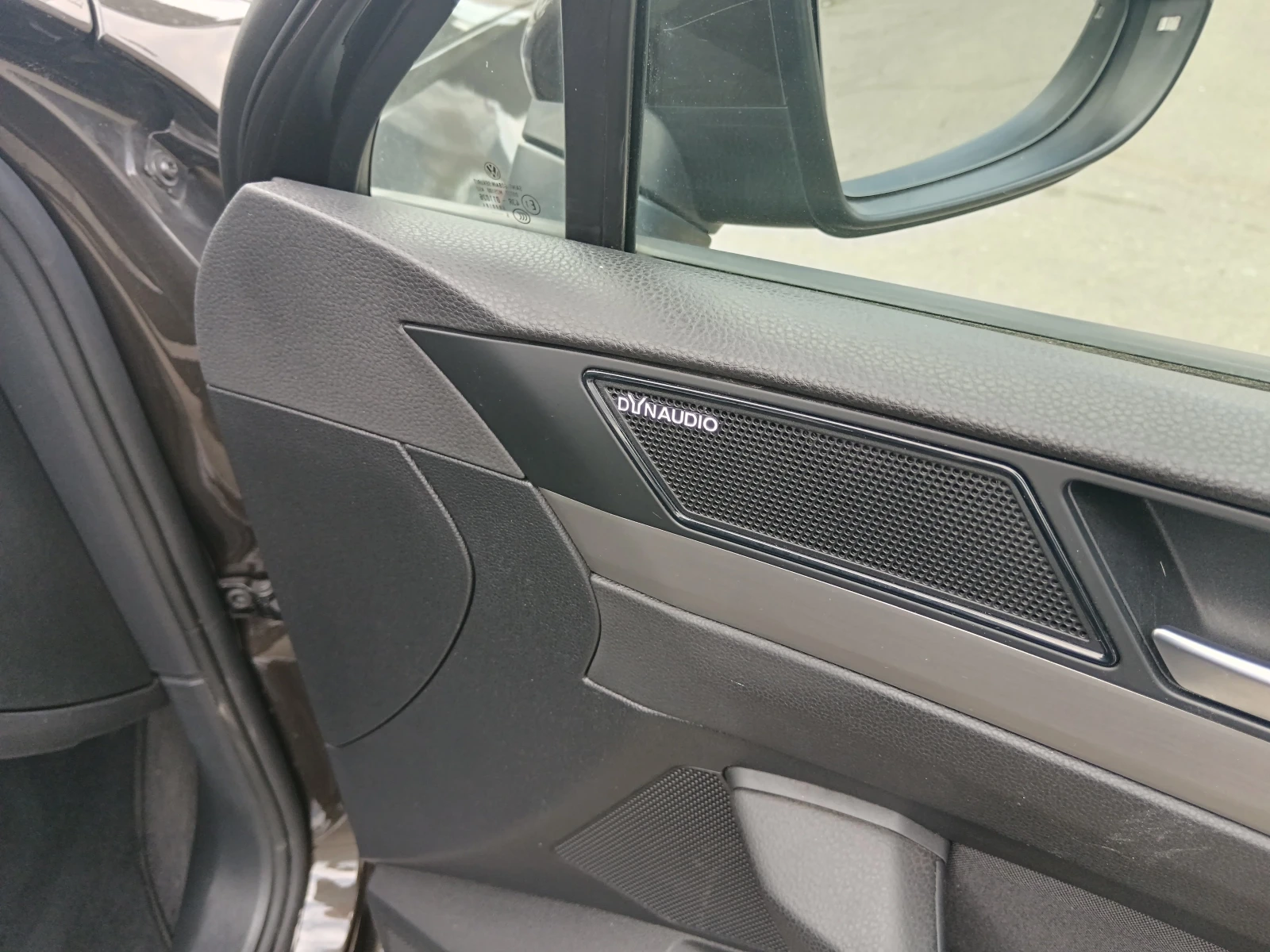 VW Passat B8/2.0 TDI 150 ./Euro6/Keyless/Dynaudio/Navi | Mobile.bg   13